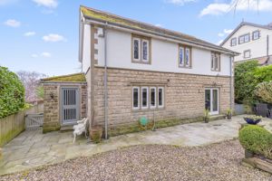 Photo 30- click for photo gallery